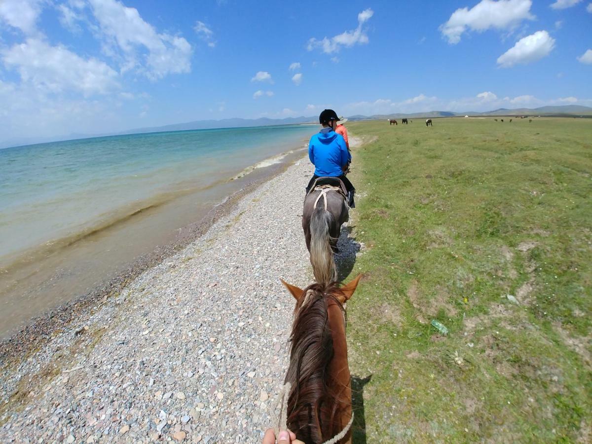 Yurt Camp Muras In Song Kol Lake Hotel Kochkor Exterior photo