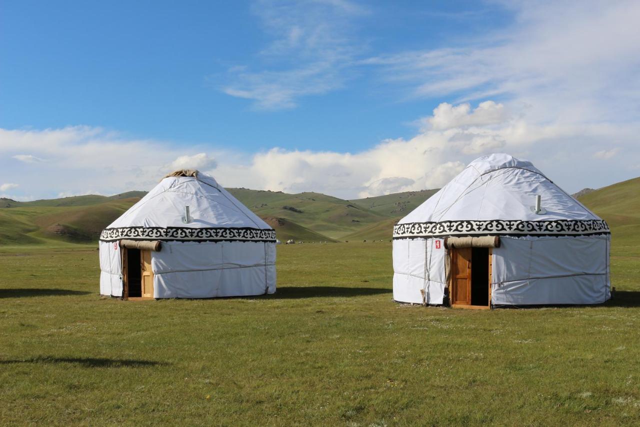 Yurt Camp Muras In Song Kol Lake Hotel Kochkor Exterior photo