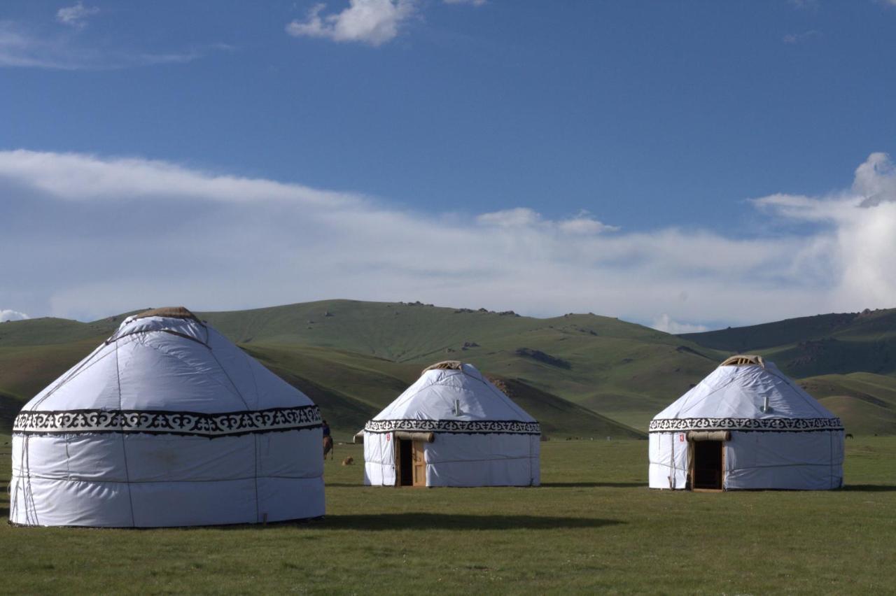 Yurt Camp Muras In Song Kol Lake Hotel Kochkor Exterior photo